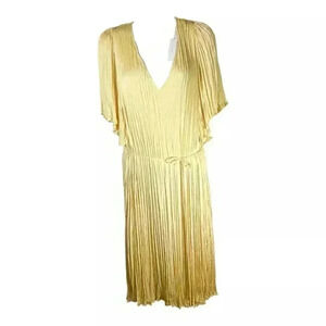 Vince Pleated Dress Knee-Length Short Sleeve V Neck Women's Yellow Small